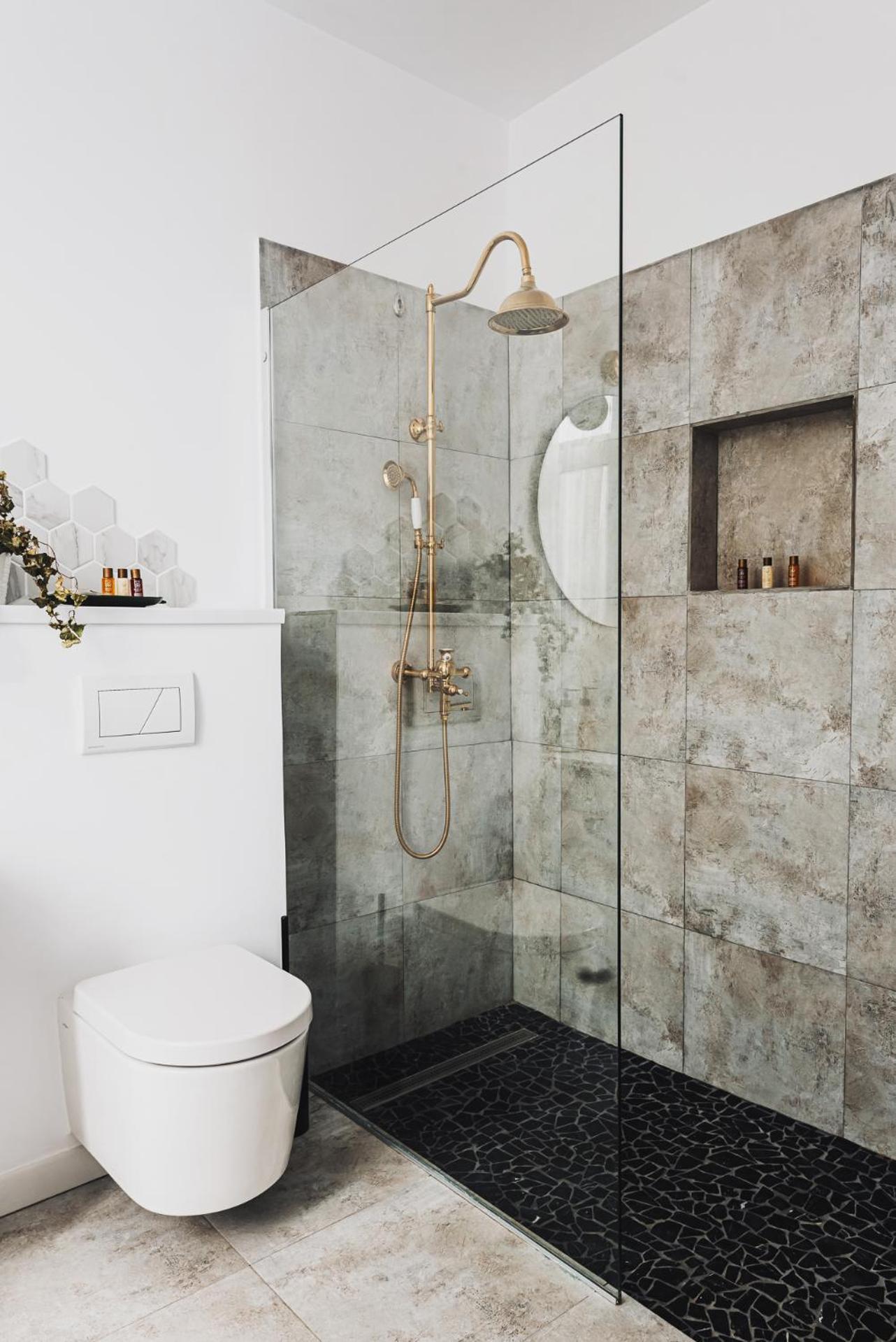 Voya Apartments - A Luxury Oasis In The Old Town Braşov Eksteriør billede