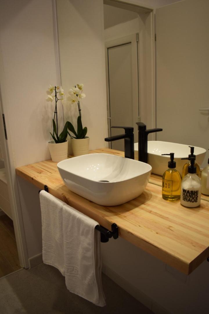 Voya Apartments - A Luxury Oasis In The Old Town Braşov Værelse billede